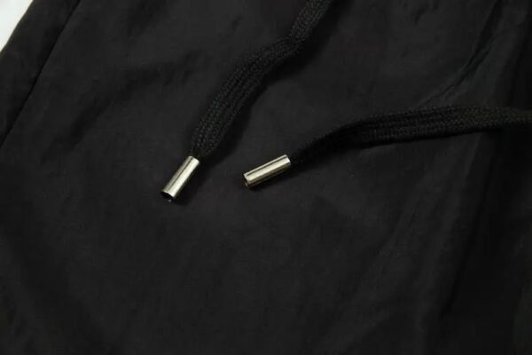 BURBERRY SHORT - Image 4