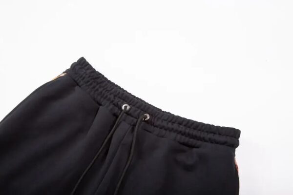 BURBERRY SHORT - Image 4