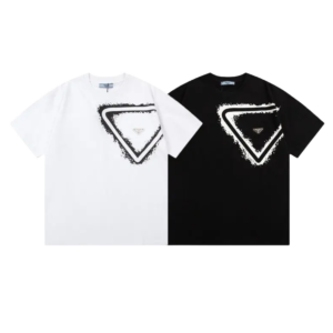 PRADA T-SHIRT