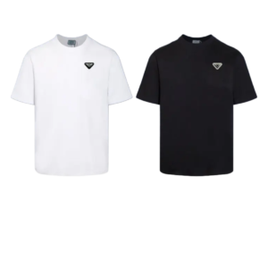 PRADA T-SHIRT