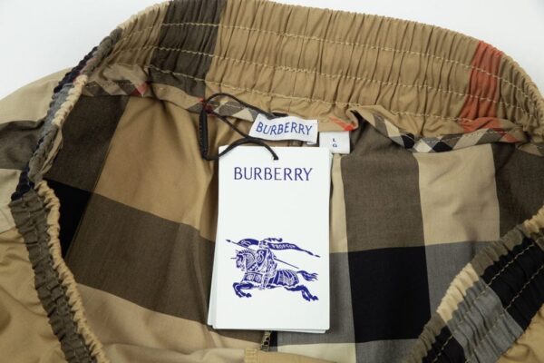 BURBERRY SHORTS - Image 3