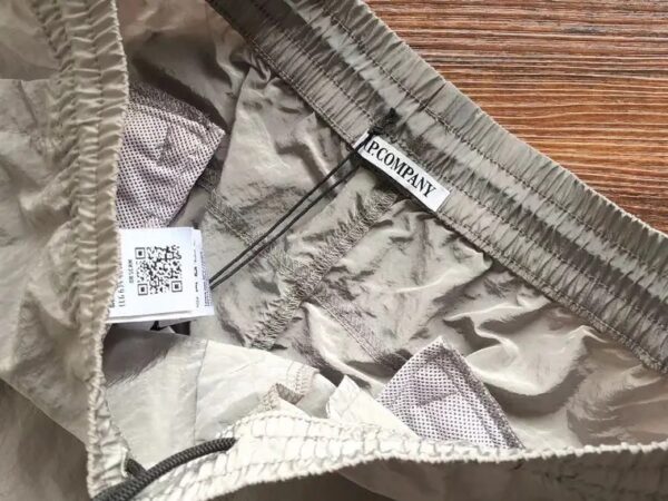 CP COMPANY SHORTS - Image 8
