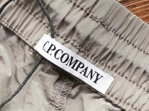 CP COMPANY SHORTS - Image 11