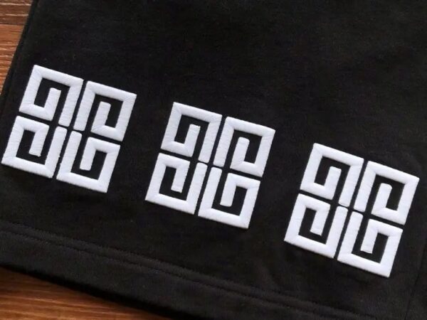 GIVENCHY SHORTS - Image 3