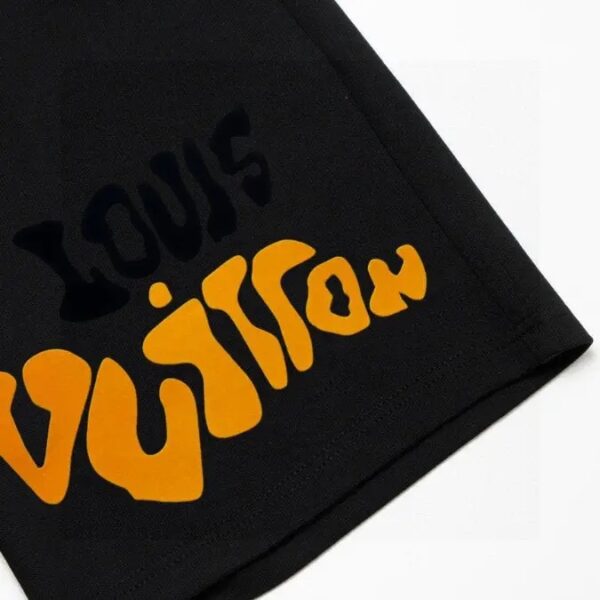 LOUIS VUITTON SHORTS - Image 3