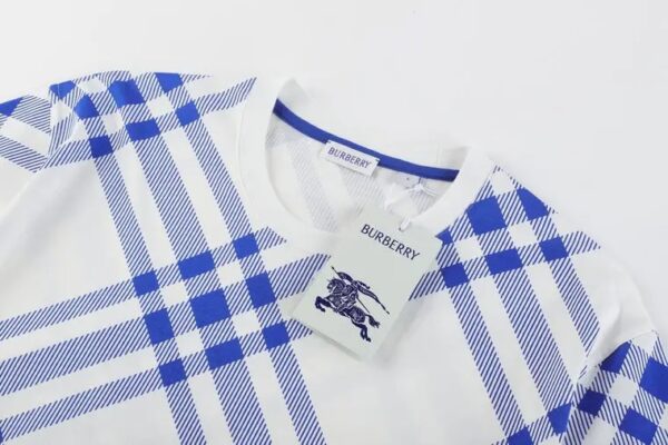 BURBERRY T-SHIRT - Image 3