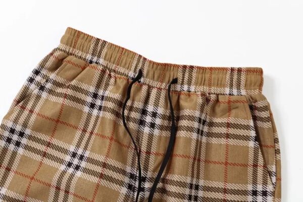 BURBERRY SHORT - Image 3
