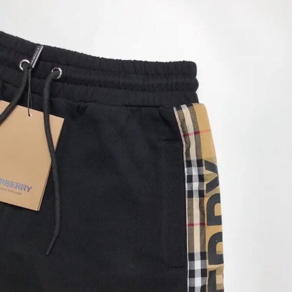 BURBERRY SHORT - Image 3