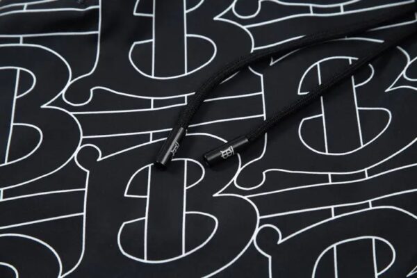 BURBERRY SHORT - Image 5