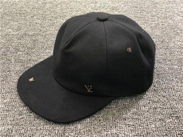 LUIS VUITTON CAP - Image 3