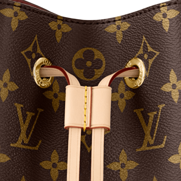 LV VUITTON BAG - Image 4