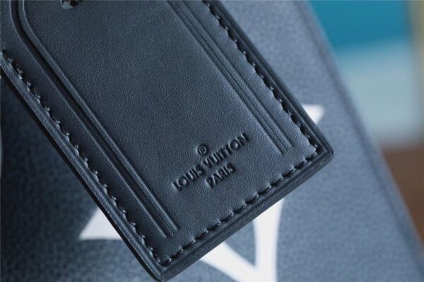LV VUITTON BAG - Image 4