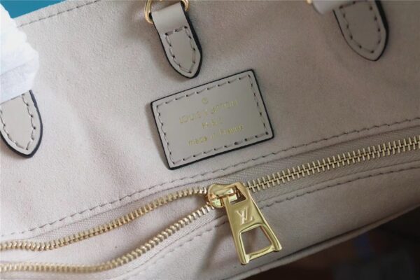 LV VUITTON BAG - Image 3