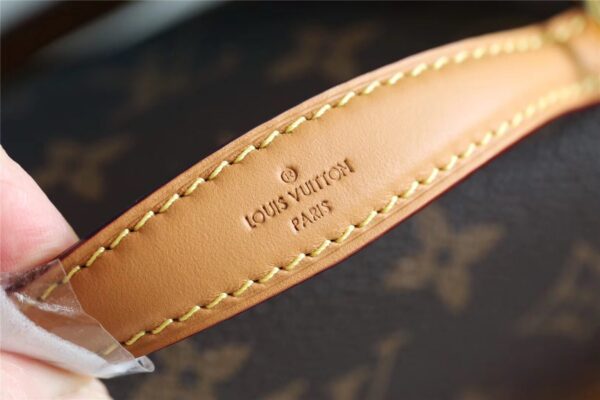 LV VUITTON BAG - Image 3