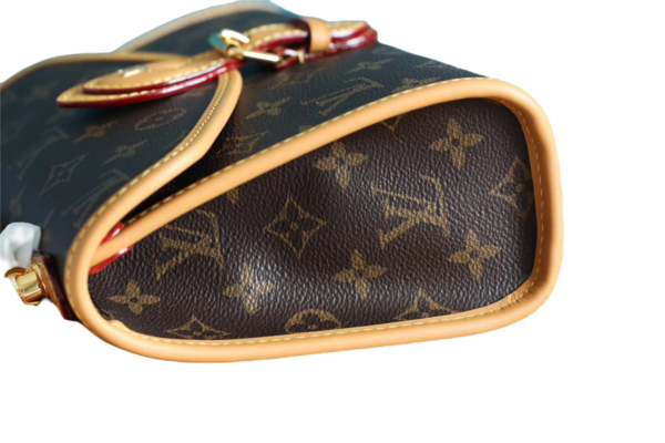 LV VUITTON BAG - Image 5